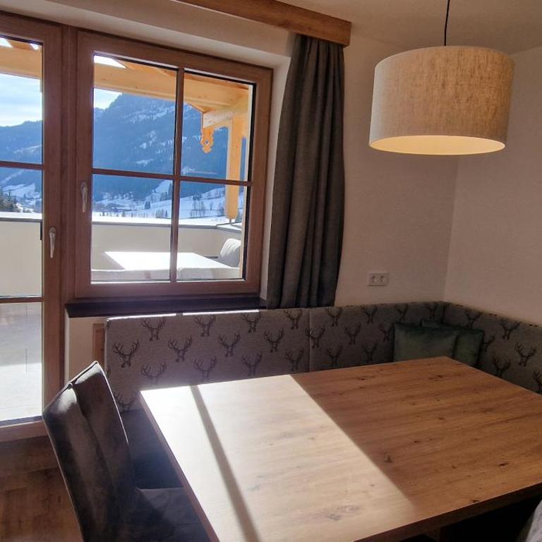 Griesbauer Familie Gehwolf - Apartment mit 3 Schlafzimmern und Balkon - 12