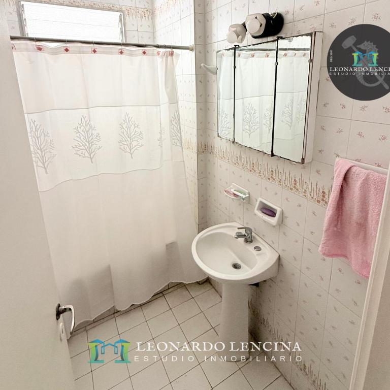 Cómodo departamento de 2 ambientes en el centro - One-Bedroom Apartment - 5