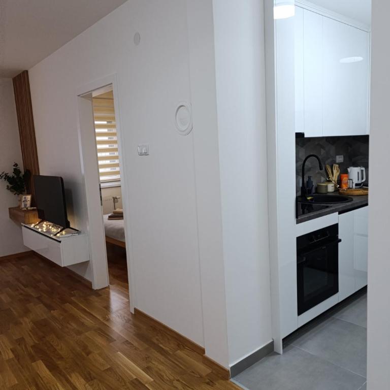 Apartman Home Away - Apartman sa 1 Spavaćom Sobom - 10