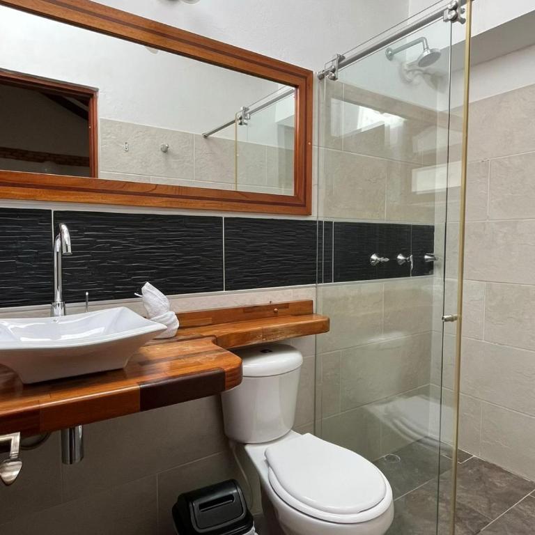 Hotel Buganvilla Real - Standard Triple Room - 1