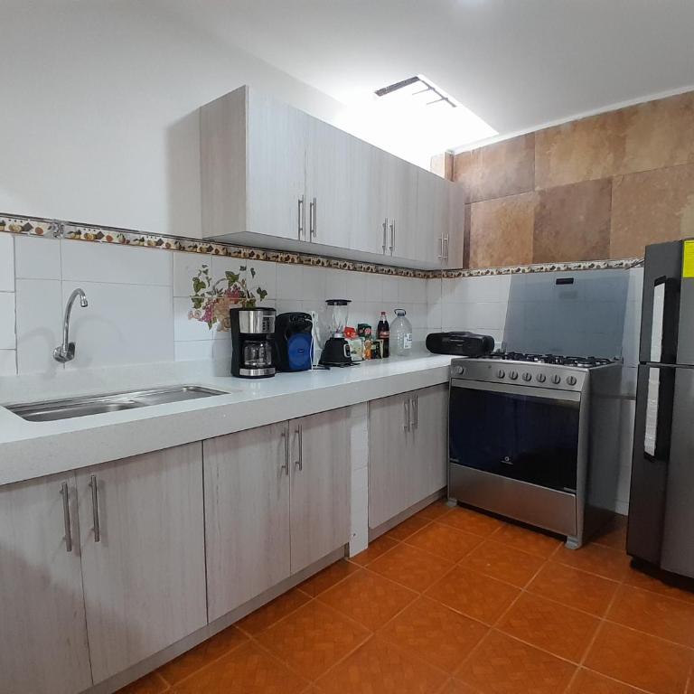 Suite familiar cerca de la Utpl - Two-Bedroom Apartment - 5