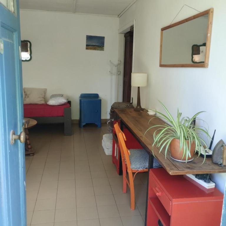 Casa playera en Quequén - Two-Bedroom House - 9