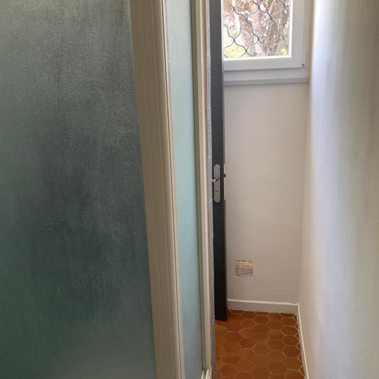Appartement F2 agréable avec terrasse - Appartement 1 Chambre - 11