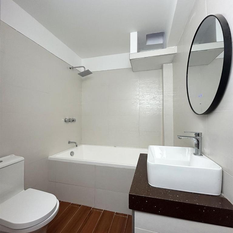 Hotel Llampayec - Deluxe Double Room with Bath - 7