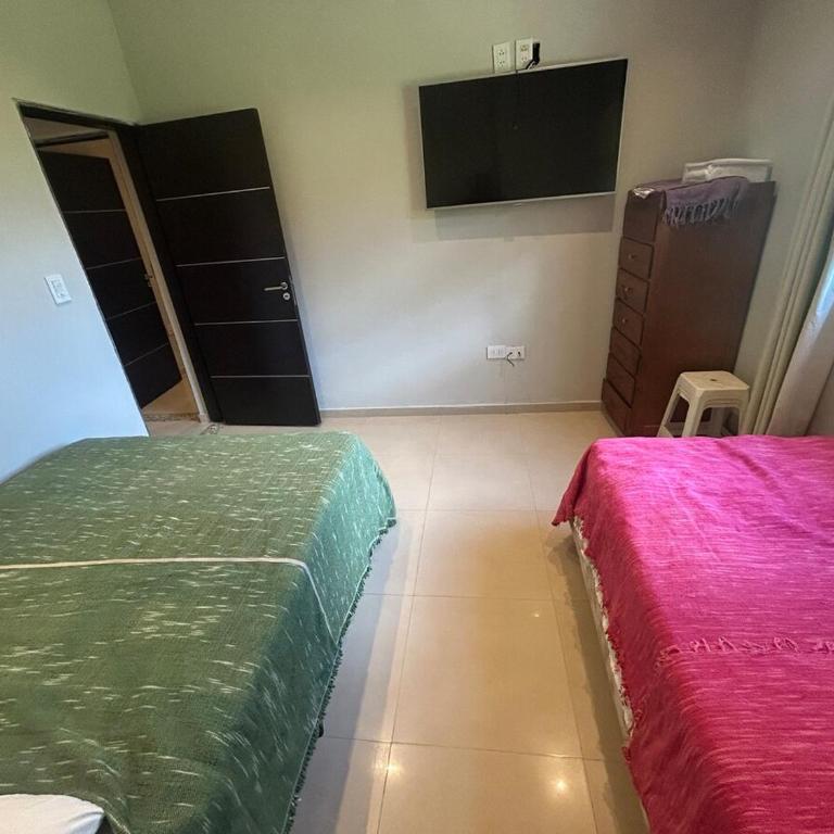 Casa cerca de Paso de la Patria para 10a20 personas - Casa de 6 dormitorios - 17