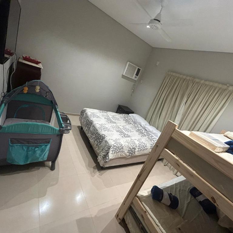 Casa cerca de Paso de la Patria para 10a20 personas - Casa de 6 dormitorios - 29