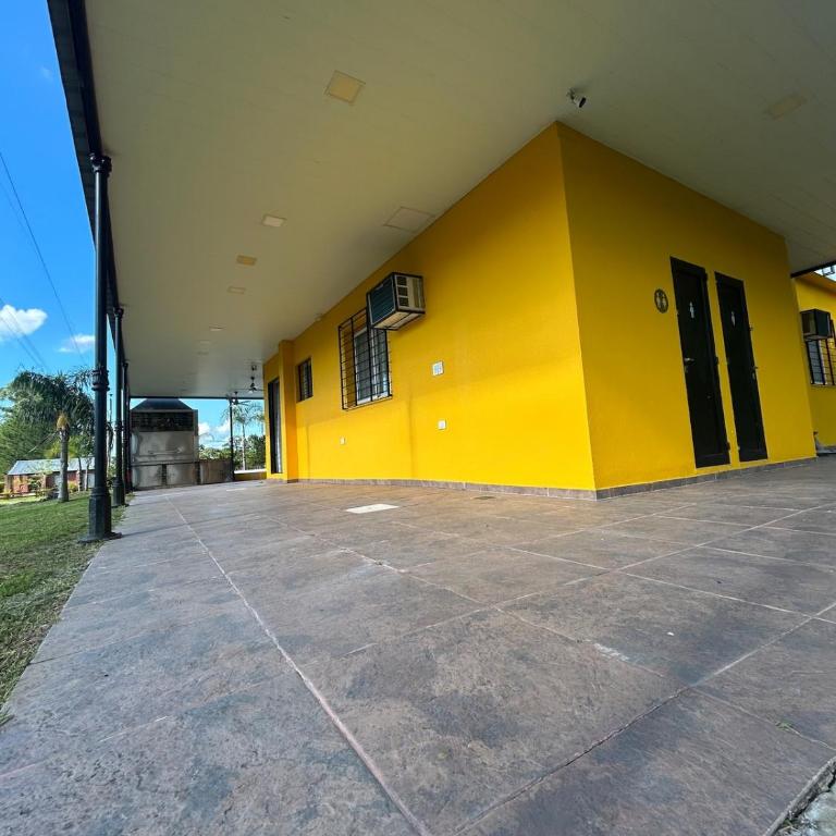 Casa cerca de Paso de la Patria para 10a20 personas - Casa de 6 dormitorios - 53