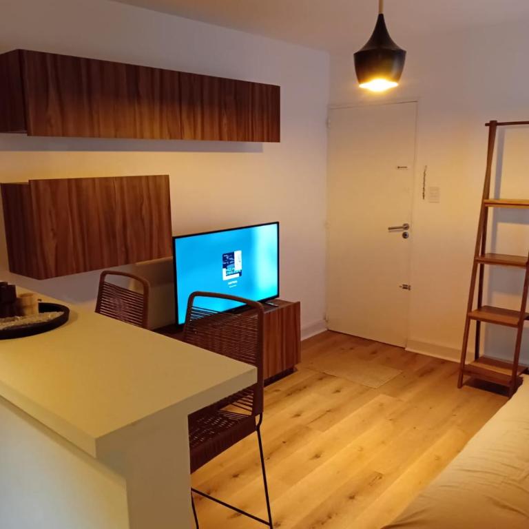 Depto en B Gral Paz,a mts del Hospital Italiano - Apartamento de 1 dormitorio - 1