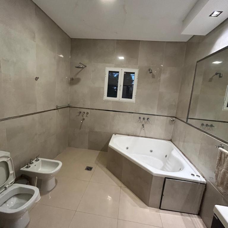 Alojamiento casa cerca paso de la Patria para 10a20 personas 6 dormitorios - Apartamento - 27