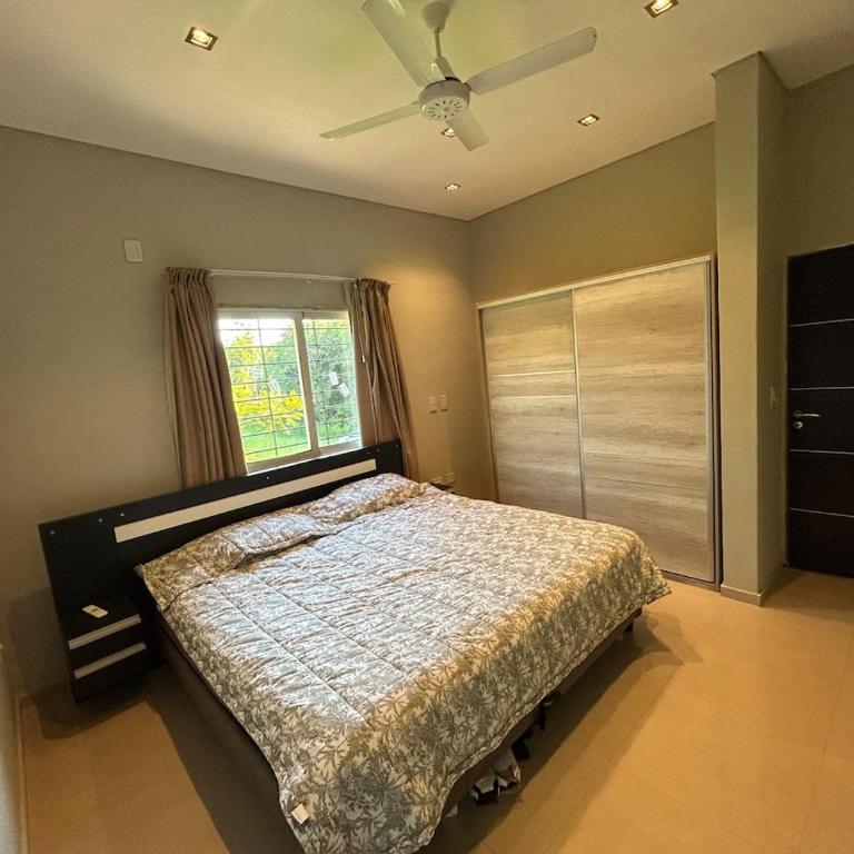 Alojamiento casa cerca paso de la Patria para 10a20 personas 6 dormitorios - Apartamento - 90