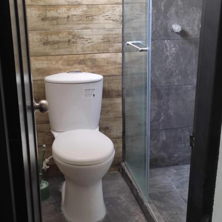 COMODOS APARTAMENTOS EN LA MEJOR ZONA DE MEDELLIN LAURELES ESTADiO - Three-Bedroom Apartment - 8