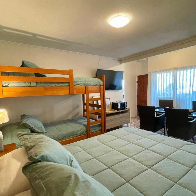 Apartamentos Brisa Torrealba, cercano a reloj de flores, Recreo - Two-Bedroom Superior Apartment - 7