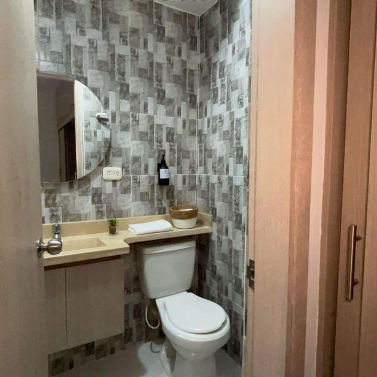 Moderno Apartamento Cerca al Mar - Two-Bedroom Apartment - 16
