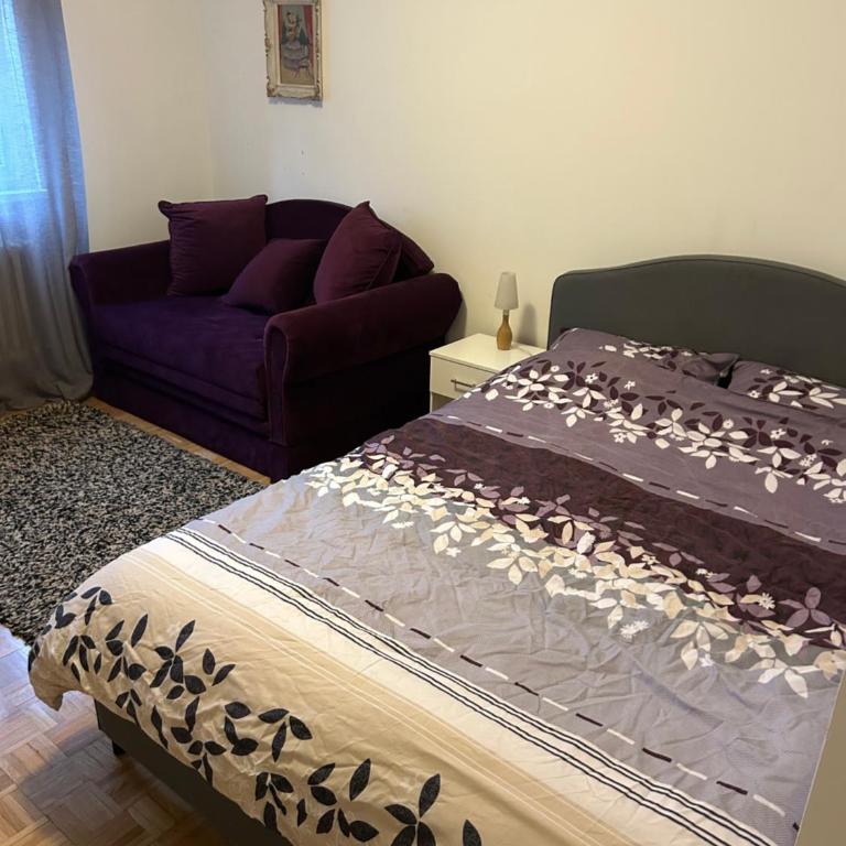 Apt 1944 - One-Bedroom Apartment - 12