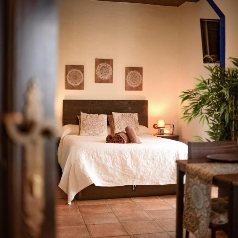 Rincón ÁRABE junto al TEMPLO ROMANO y AYUNTAMIENTO - Apartamento de 1 dormitorio - 2