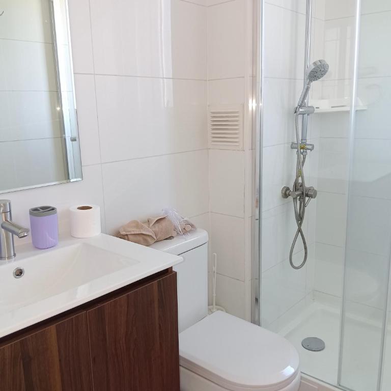 Departamento Isla Teja Familiar - Two-Bedroom Apartment - 4