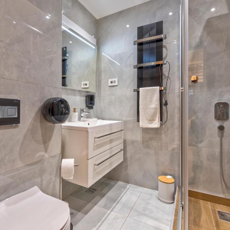 Zlatibor Apartman & SPA Pino Mons 1 - One-Bedroom Apartment with Terrace - 17
