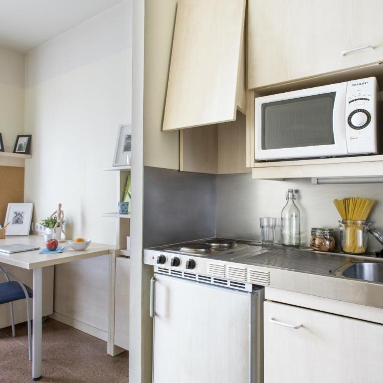 Residencia Universitaria Resa Blas De Otero - Estudio Estándar (1 adulto) - 1