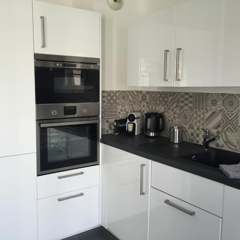 Julie's Homes Disneyland - Appartamento con 2 Camere da Letto - 7