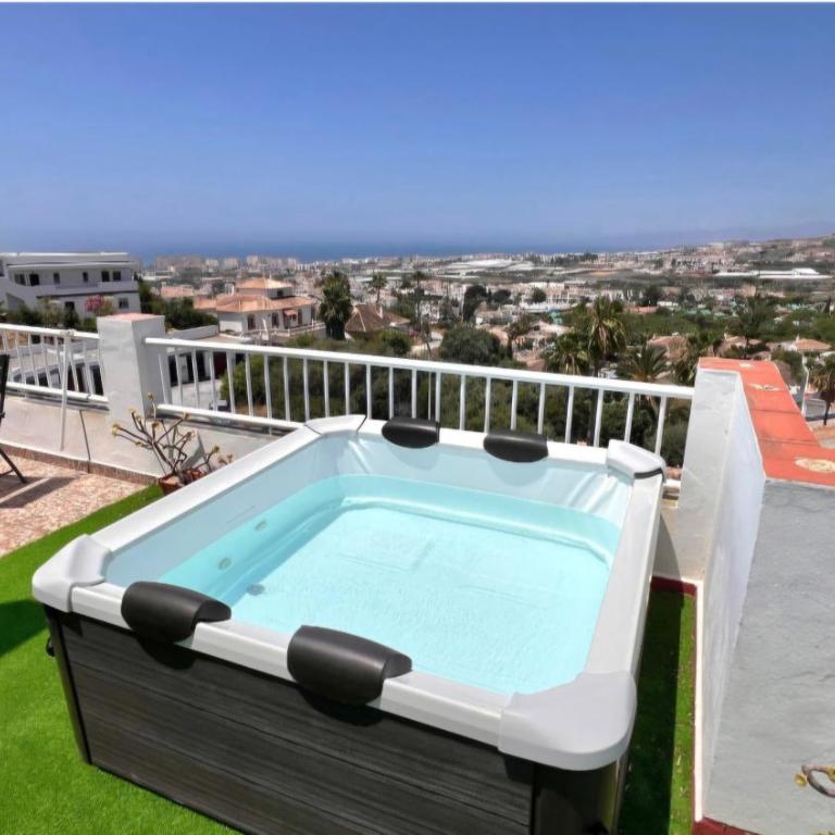 La Siesta - One-Bedroom Apartment - 2