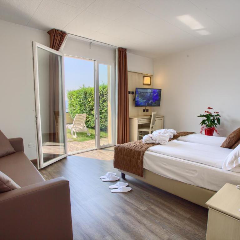 Hotel Le Balze - Aktiv & Wellness - Habitación Doble Superior con vistas al lago y balcón - 1 o 2 camas - 2