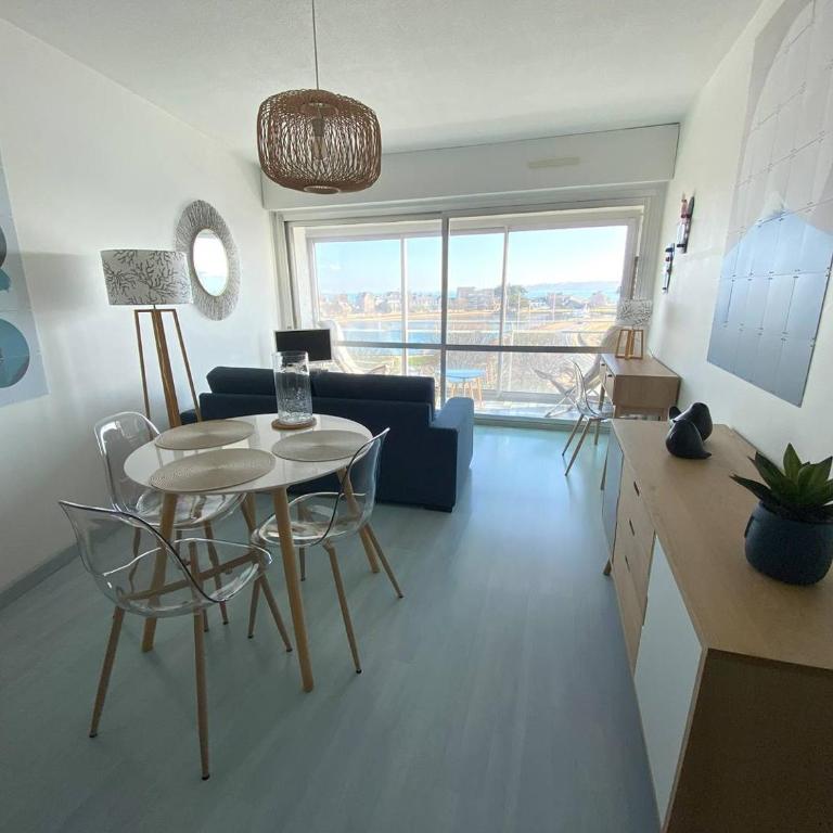 Bel appartement avec WIFI, VUE MER face au port de plaisance à PERROS-GUIREC - Réf 838 - Apartment mit 1 Schlafzimmer - 17