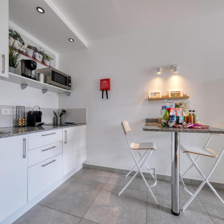Carpe Diem Apartment - Pool view By Lanzarote Vacation Homes - One-Bedroom Apartment - 14