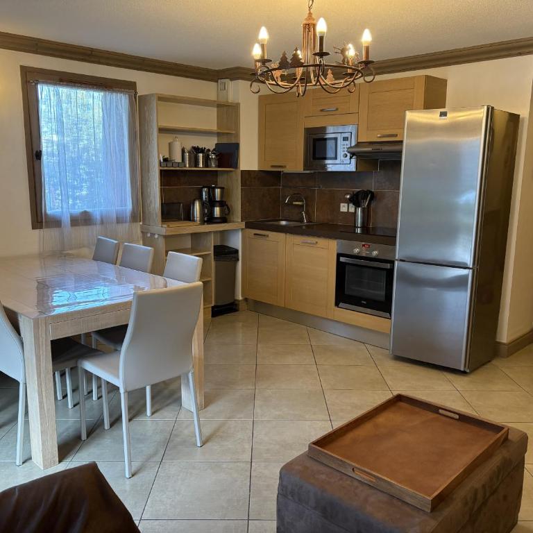 les 7 laux immobilier chalet D - Appartement 2 Chambres avec Vue sur la Montagne - 1