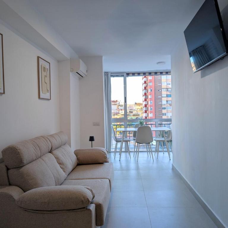 Apartamento moderno con piscina y parking privado - One-Bedroom Apartment - 1