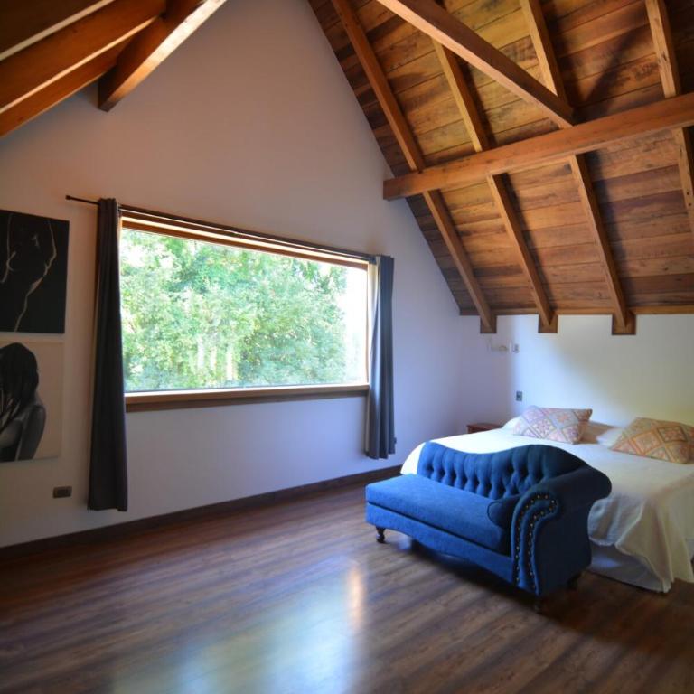 Casona Rústica, frente a bosque y humedal valdiviano - Six-Bedroom House - 25