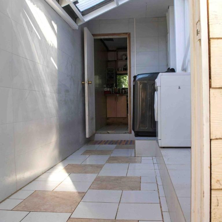 Casona Rústica, frente a bosque y humedal valdiviano - Six-Bedroom House - 46