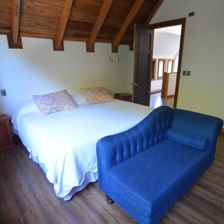 Casona Rústica, frente a bosque y humedal valdiviano - Six-Bedroom House - 59