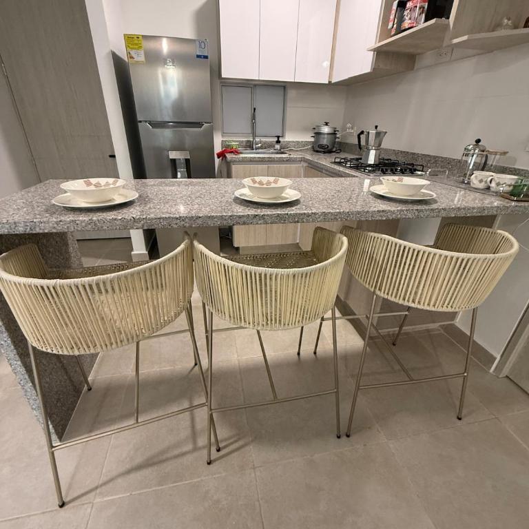 apartment near the beach con piscina, gym y coworking - Two-Bedroom Apartment - 9
