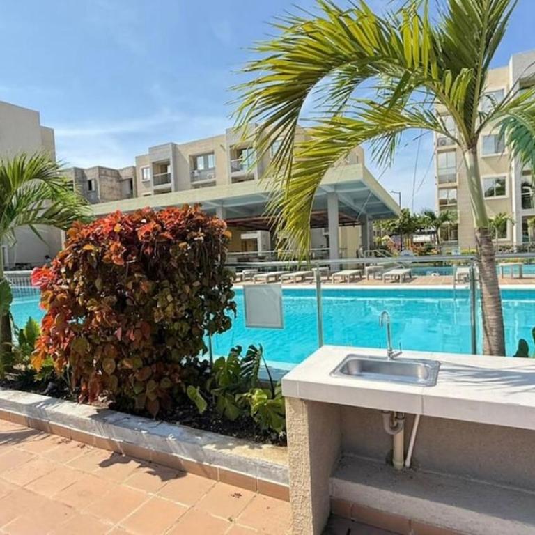 apartment near the beach con piscina, gym y coworking - Two-Bedroom Apartment - 30