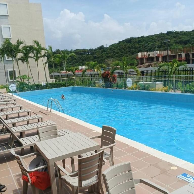 apartment near the beach con piscina, gym y coworking - Two-Bedroom Apartment - 36