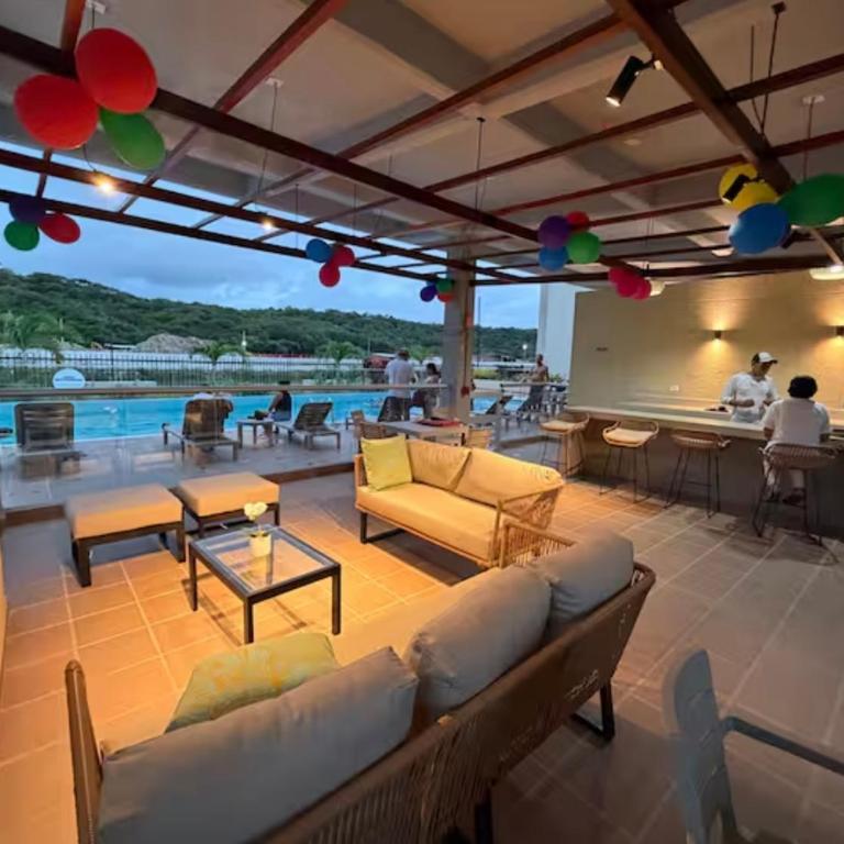 apartment near the beach con piscina, gym y coworking - Two-Bedroom Apartment - 45