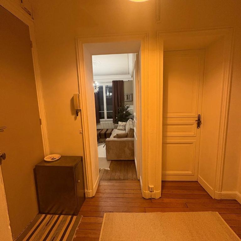 Authentic Parisian apartment 12th arrondissement - Apartamento de 1 dormitorio - 13