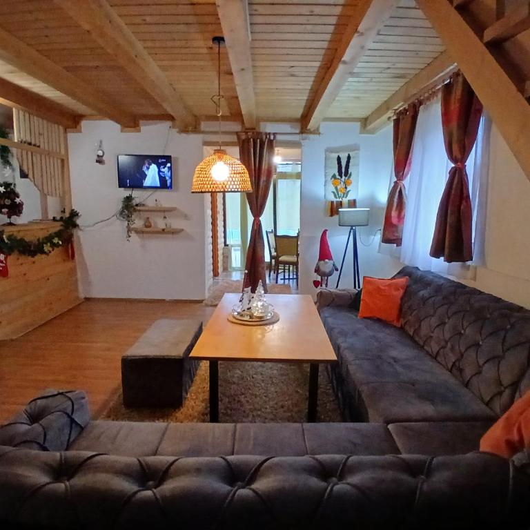 VIKENDICA NOLE Jahorina - Three-Bedroom House - 5