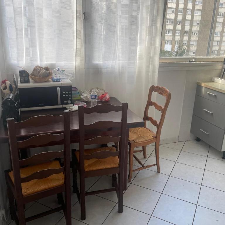 Chambre dans un appartement en colocation - Apartamento de 1 dormitorio - 4