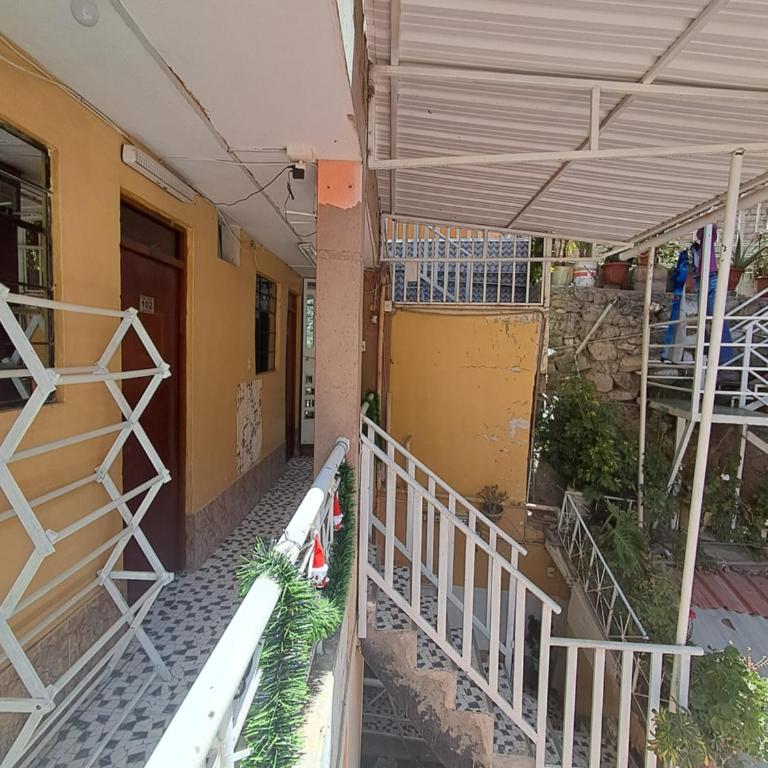 Hostal la familia - Twin Room - 2