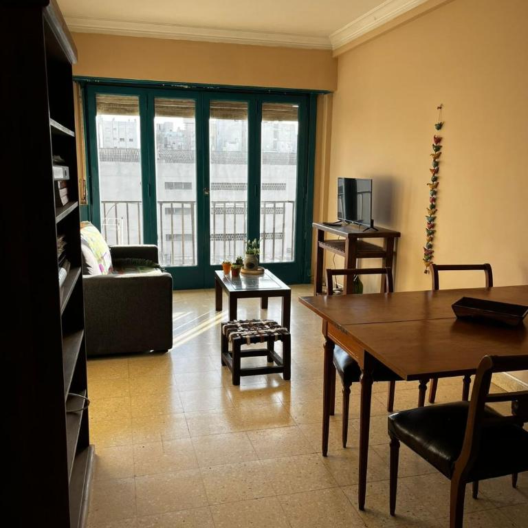 Dos ambientes con Balcon Av Colon - Two-Bedroom Apartment - 1