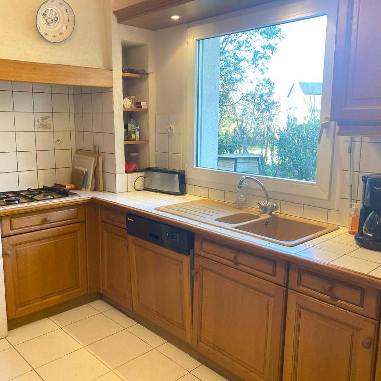 Villa 3 étoiles à 400m de la grande plage de Trestraou à Perros-Guirec - Réf 851 - Maison 4 Chambres - 13