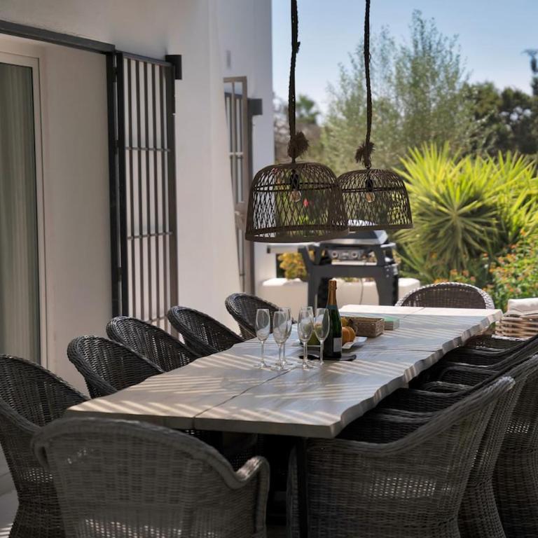 Peaceful Marbesa Home - Villa - 22