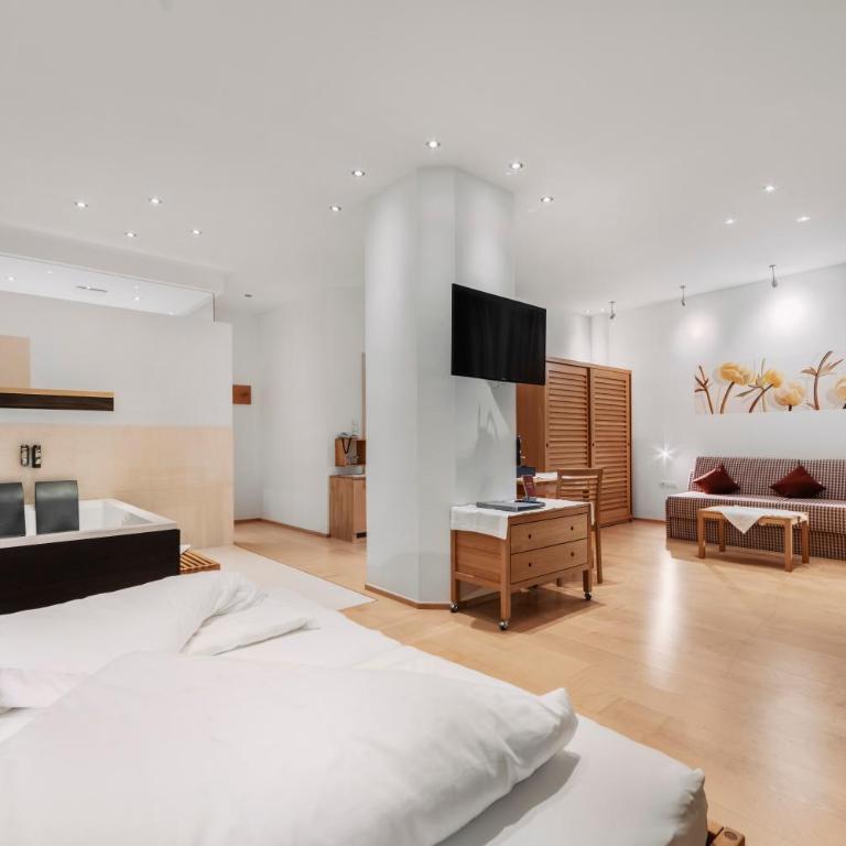 Hotel Dominic - Panorama Junior Suite - 5