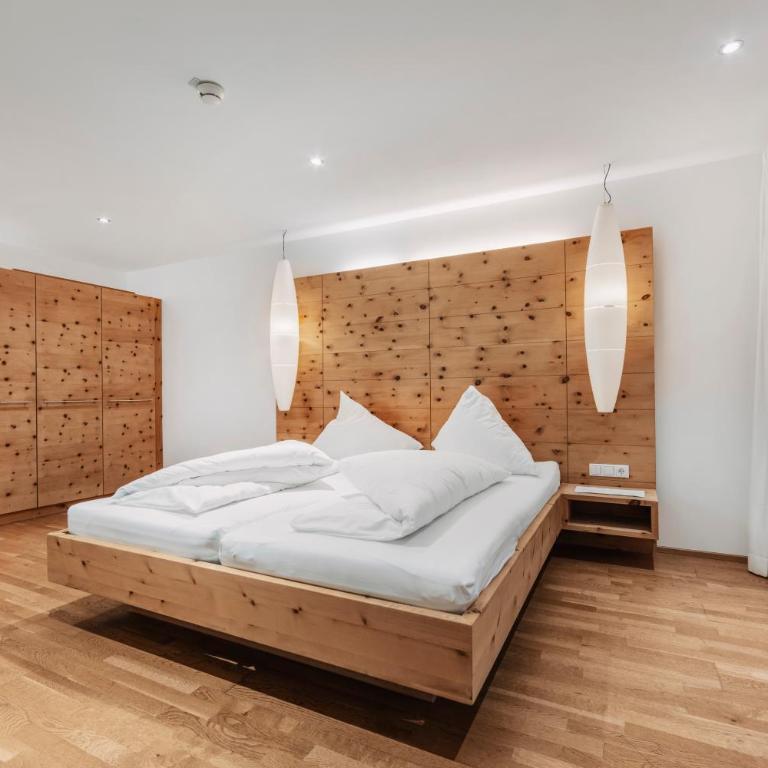 Hotel Dominic - Penthouse Suite - 3