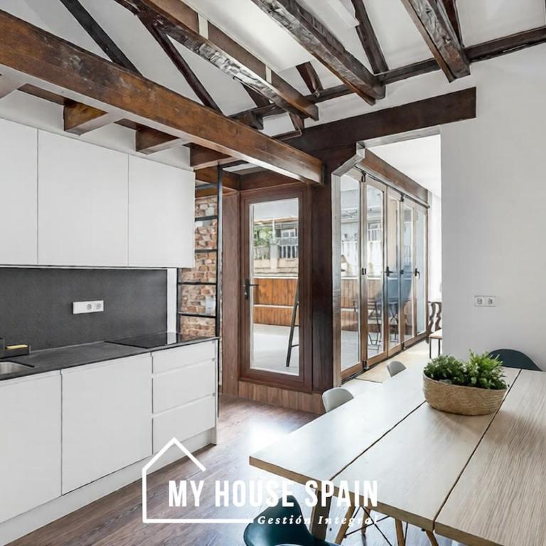 MyHouseSpain - Increíble piso con terraza - Two-Bedroom Apartment - 10