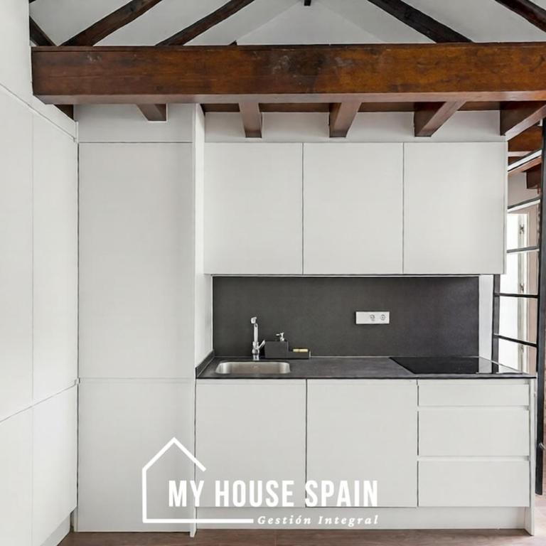 MyHouseSpain - Increíble piso con terraza - Two-Bedroom Apartment - 12