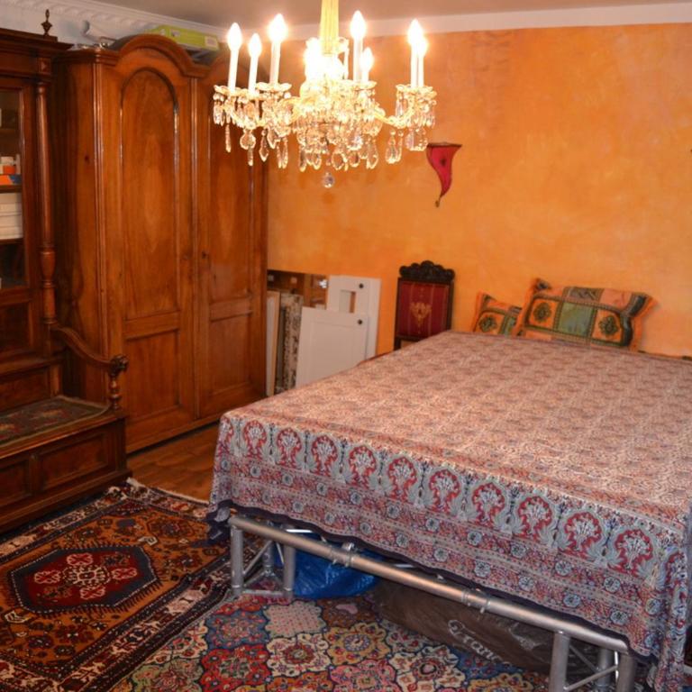 Oktoberfest 5min - Double Room with Shared Bathroom - 12