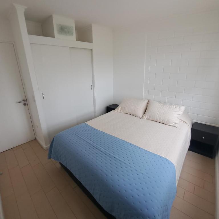 Departamento en Avenida del Mar - Three-Bedroom Apartment - 4