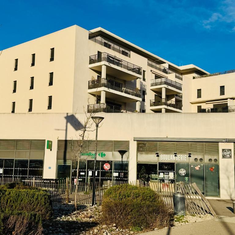 T2 récent 45m2, Parking inclus, Clim - Apartamento - 14